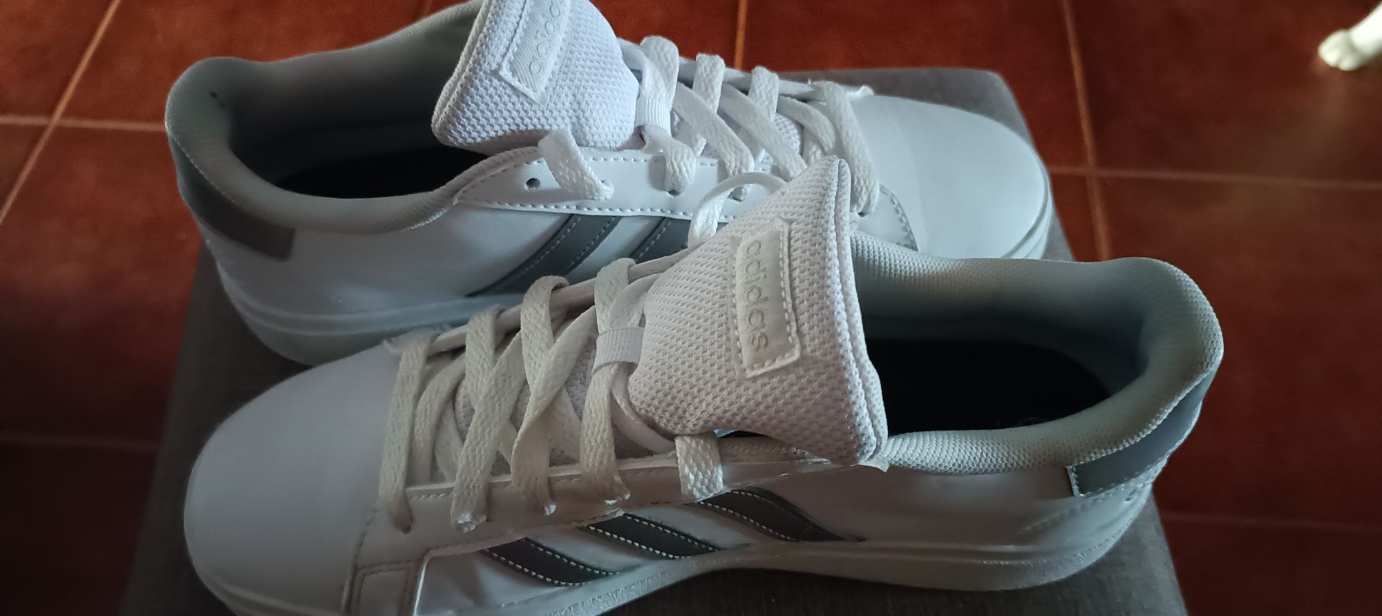 Tênis adidas original
