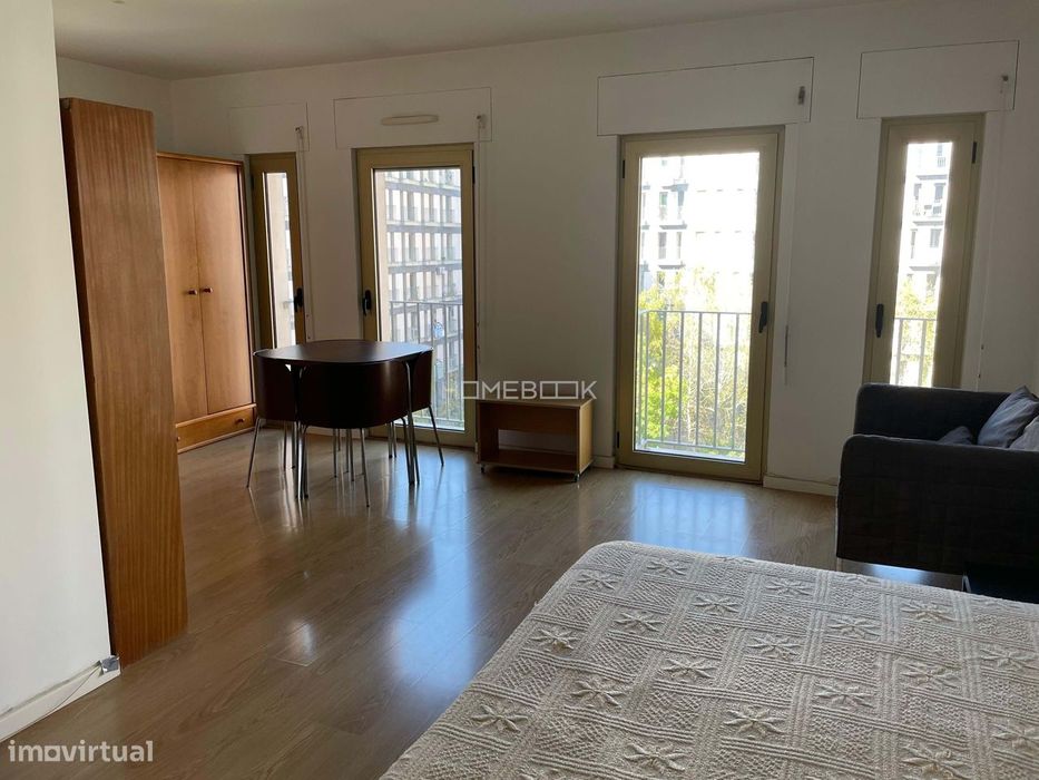 Apartamento T0 nas Avenidas Novas