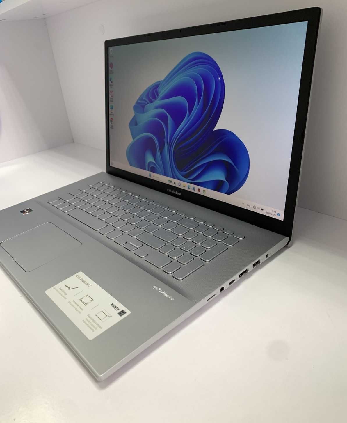 Ноутбук Asus VivoBook 17 M712D