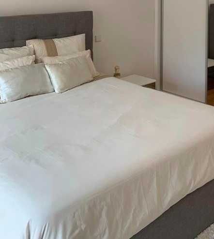 Camas de Casal Estofadas de Luxo 199€ Disp. em Várias Cores! 190x140m!