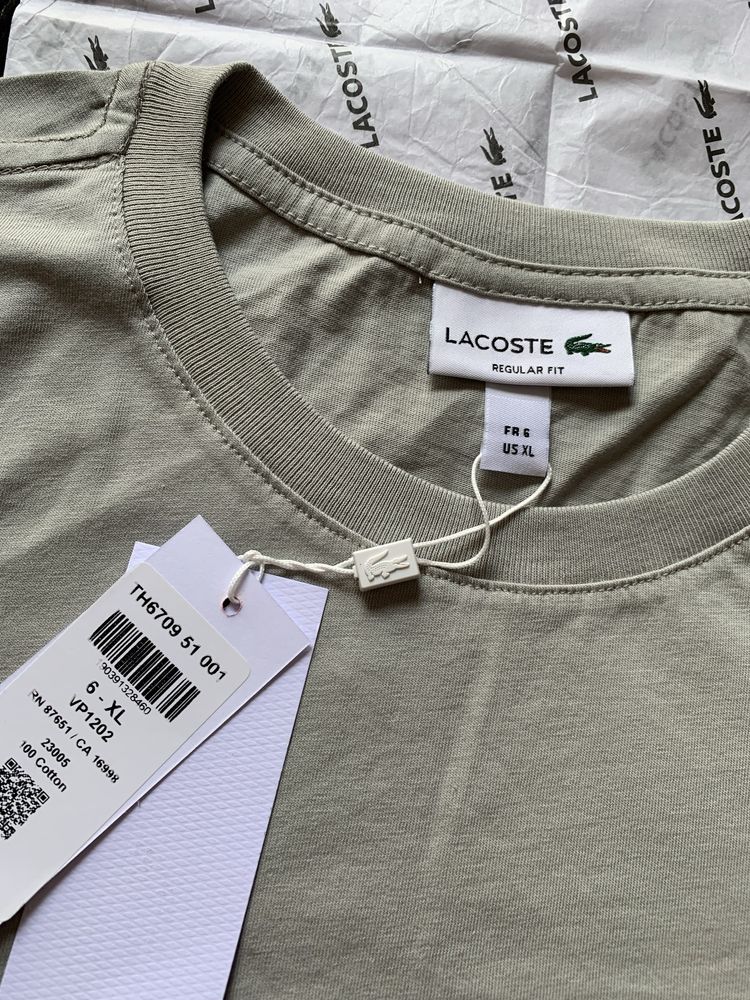 T-shirts Lacoste tamanho XL cor cinzento nova com etiqueta