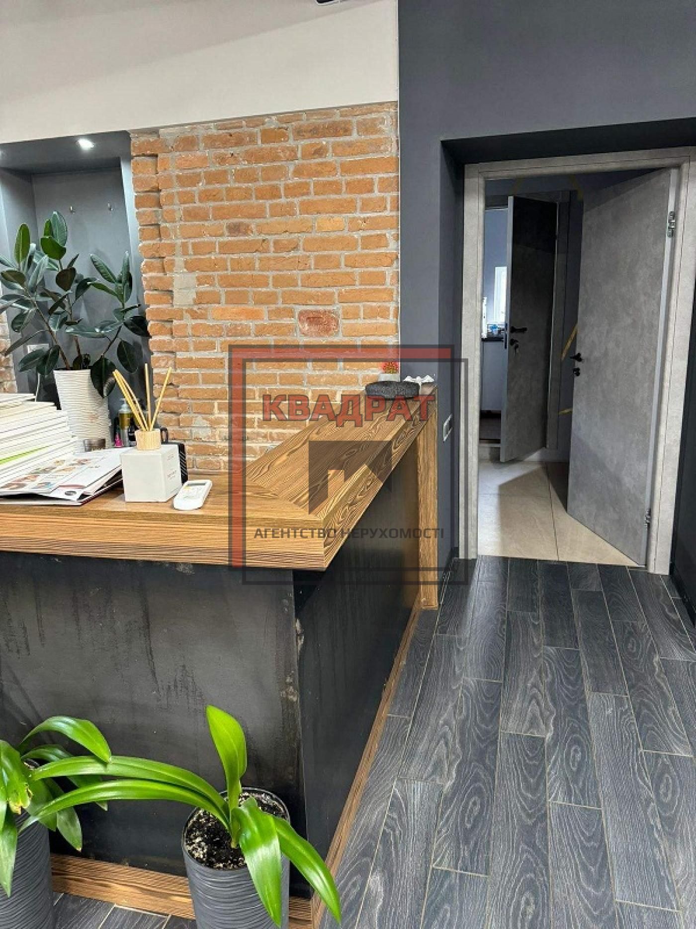 Продам 1к квартиру в центрі. Біля Аграрногї Академії. код 5167