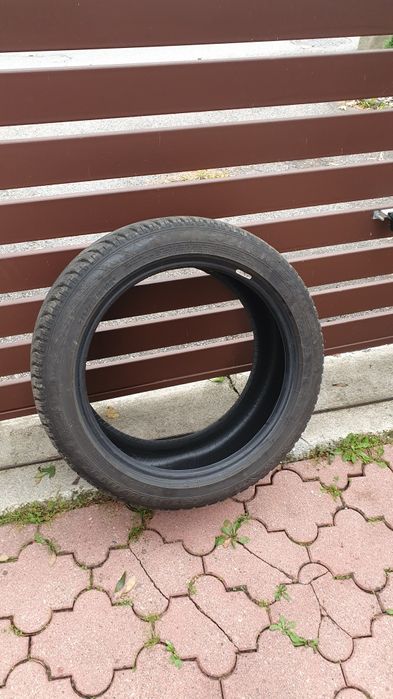 Opony Falken Eurowinter Hs01 245/45R19