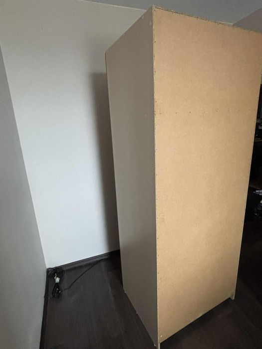 Zestaw szafa + kompoda 4szuflady z płyty wiórowej 18mm wenge jasne/zeb