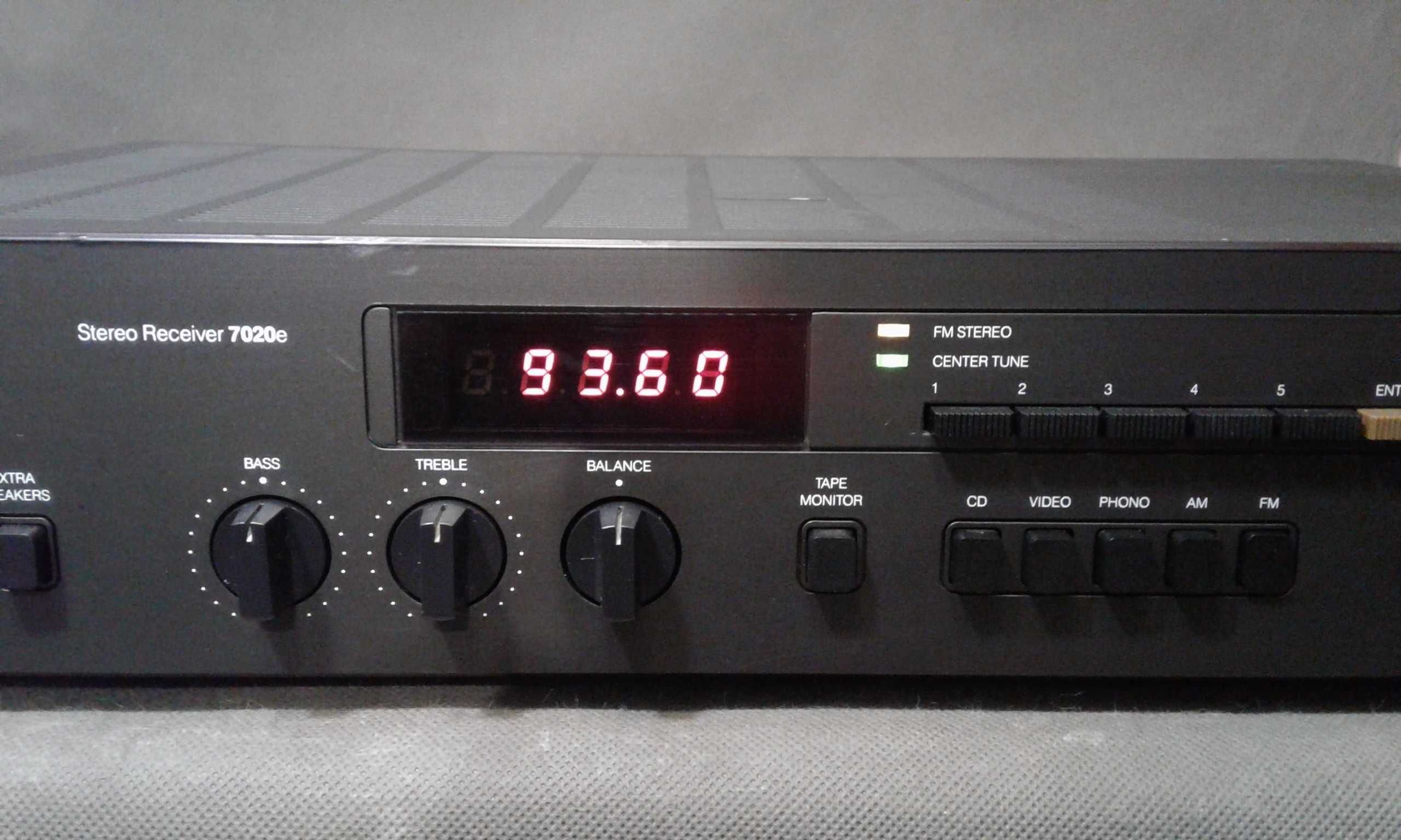 NAD 7020E,amplituner stereo