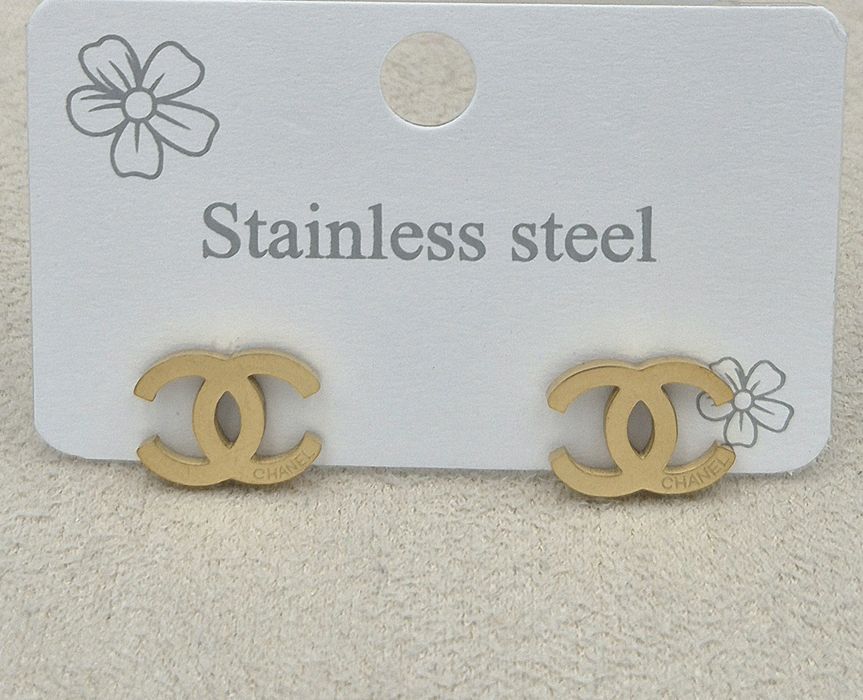 Kolczyki cc złote wkrętki małe 9 mm logo stal chirurgiczna sztyft