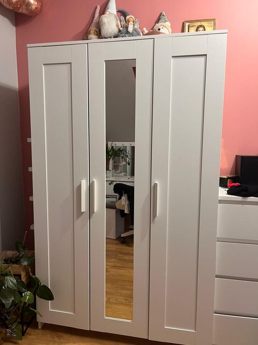 Szafa trzydrzwiowa ikea biała dla dziewczynki  w bdb stanie