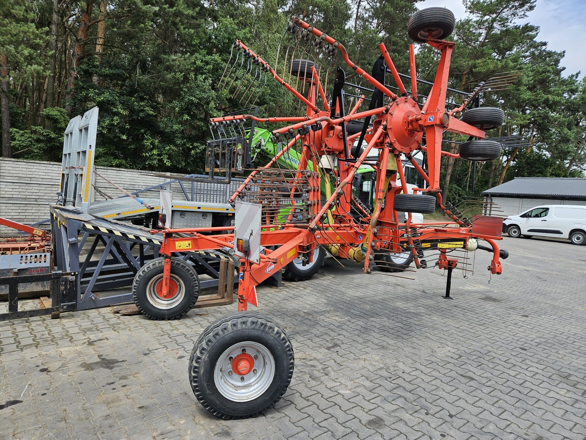 Zgrabiarka Kuhn GP 7501 Faktura