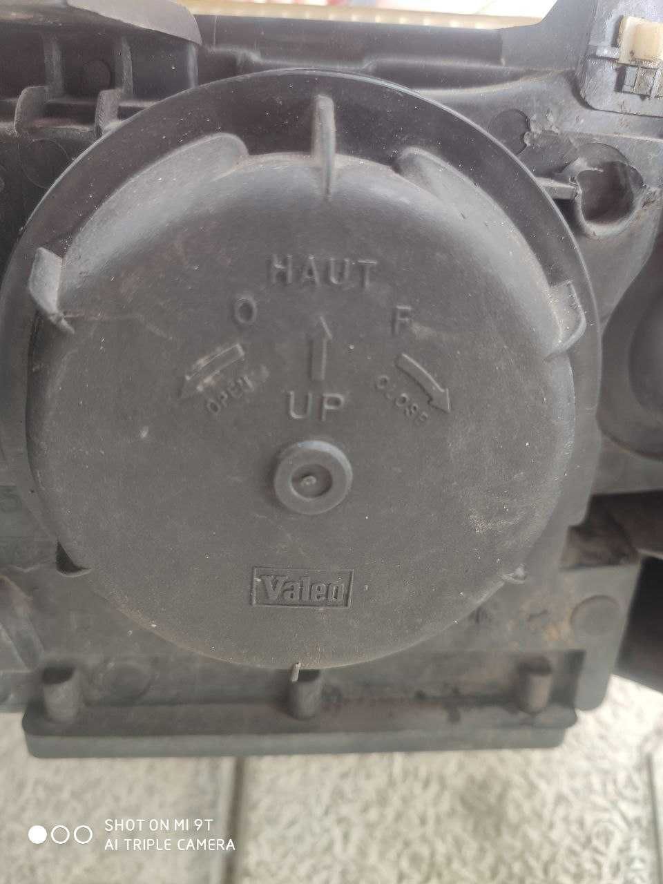 Фари на Renault laguna 2