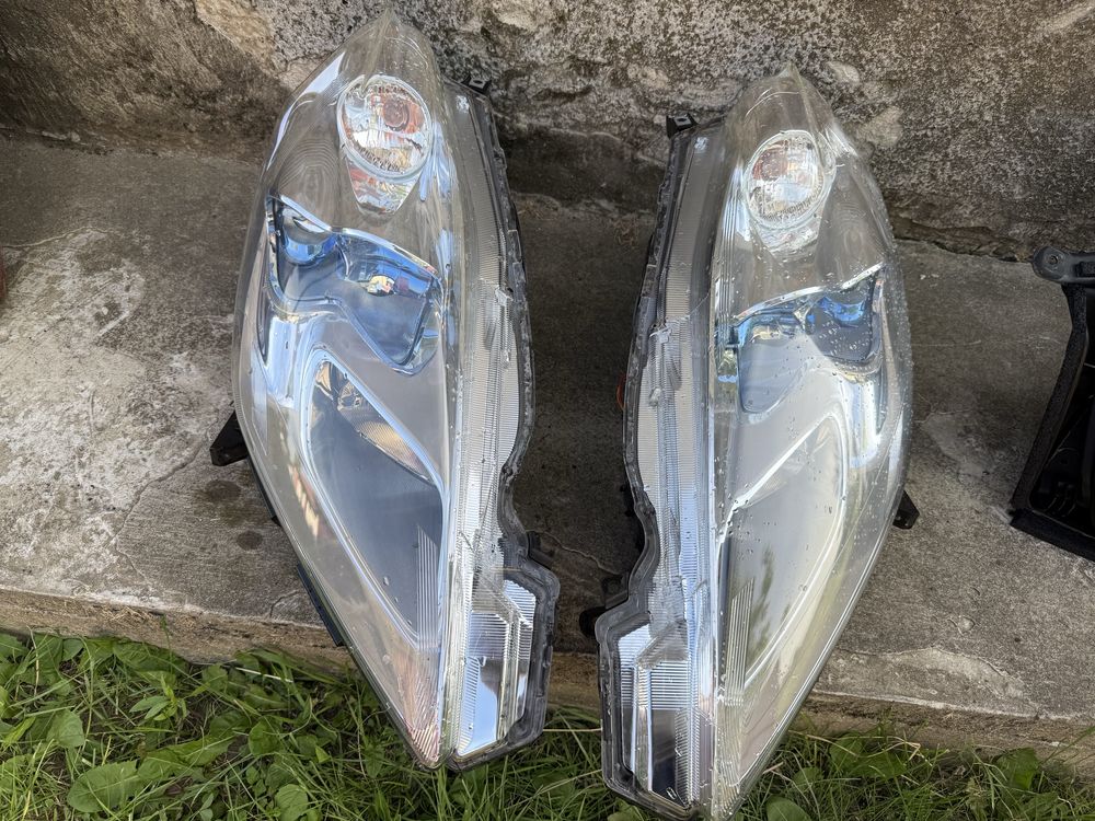 Nissan Leaf  фари фара LED 206103NF0A європа