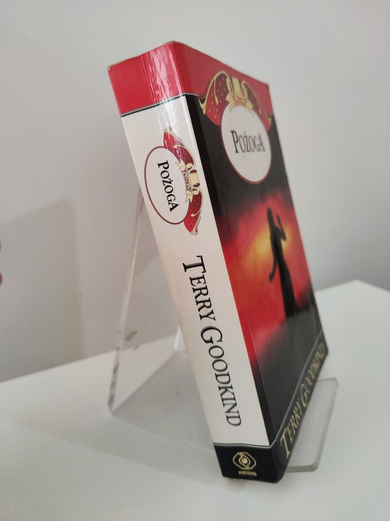 Pożoga - Terry Goodkind
