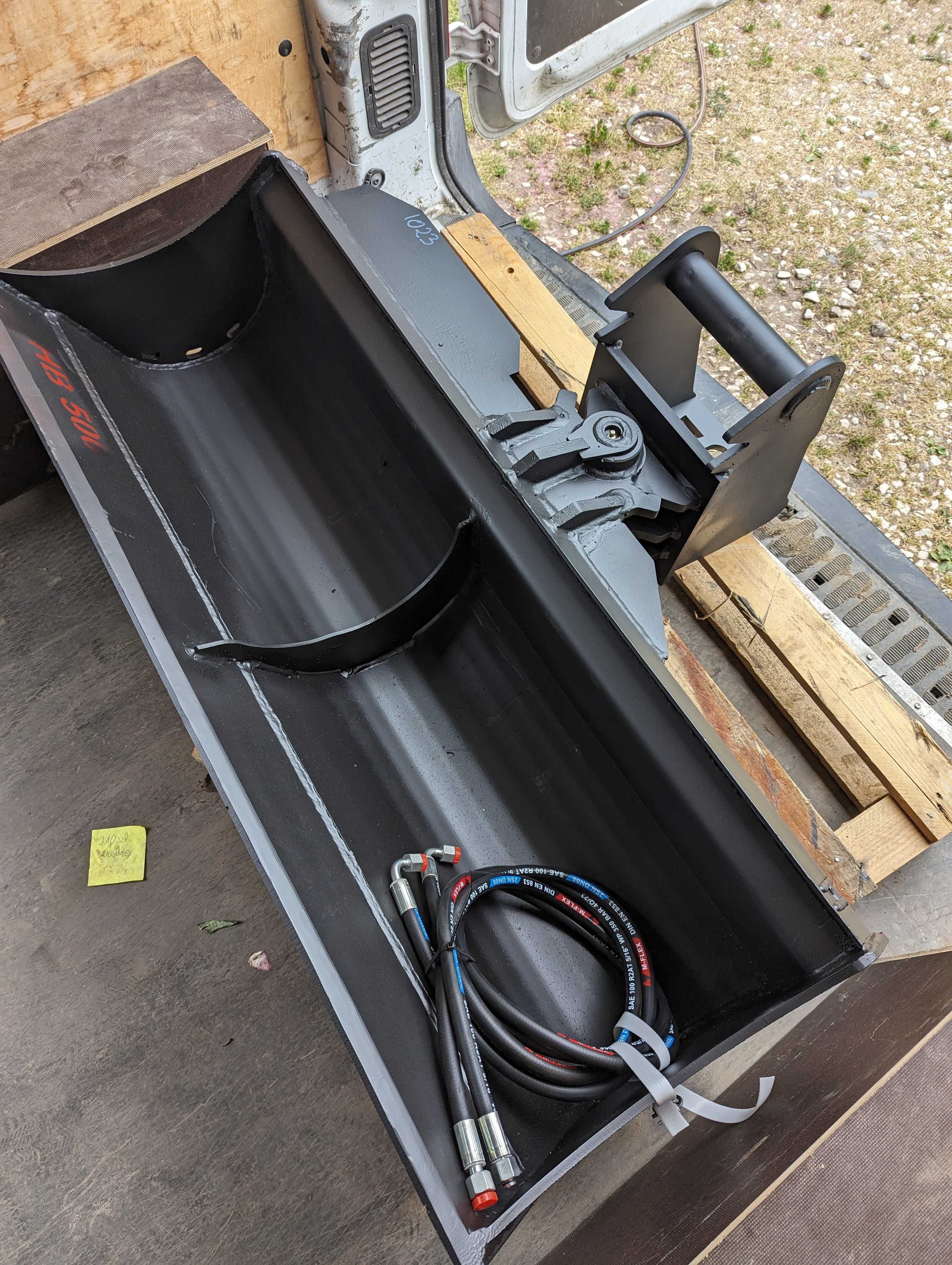 Łyżka skarpowa hydrauliczna 120cm do minikoparki - Lehnhoff MS03