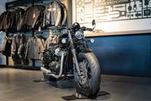 Triumph Bonneville Bobber Stealth Edition, nowy dostępny od ręki!