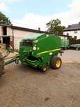 Prasa rolująca John Deere 644