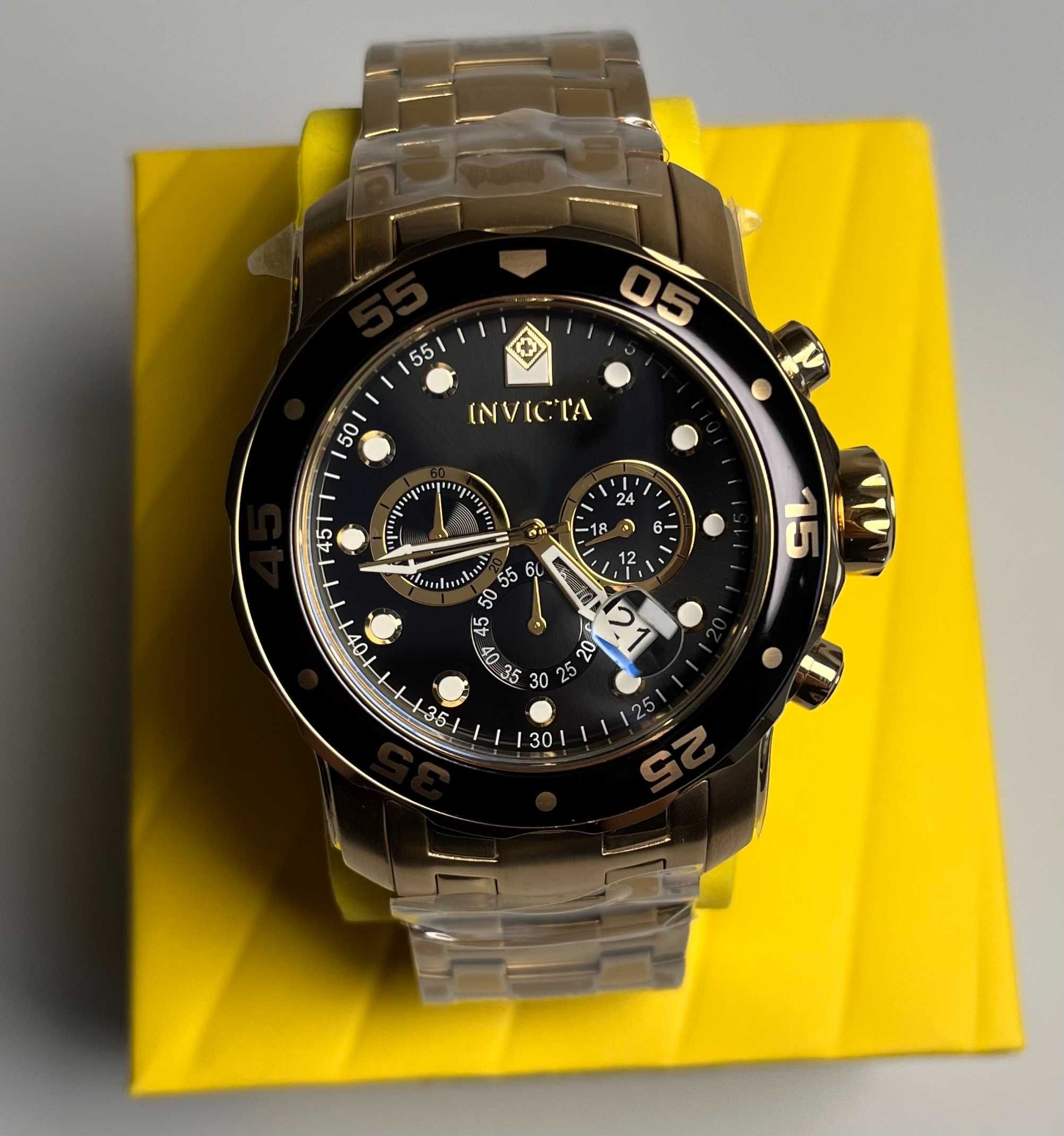 золотистий годинник Invicta 0072 Chronograph, часы инвикта Ø48мм