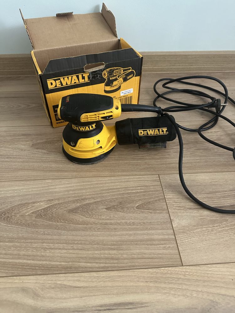 Sprzedam szlifierkę mimośrodową DEWALT DWE 6423
