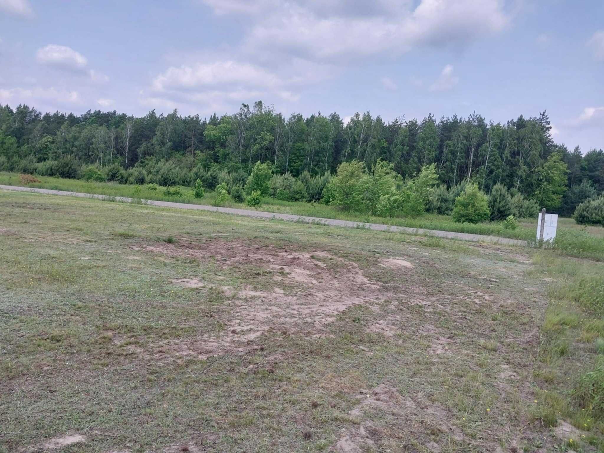 Sprzedam działkę nad jeziorem Firlej