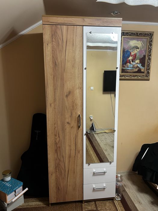Продам Шафу в дуже гарному станні,як нова