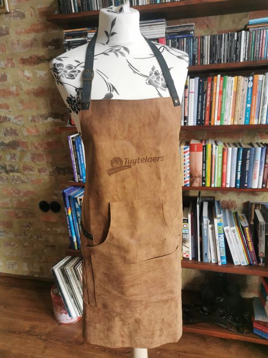 Fartuch z ekologicznej skóry