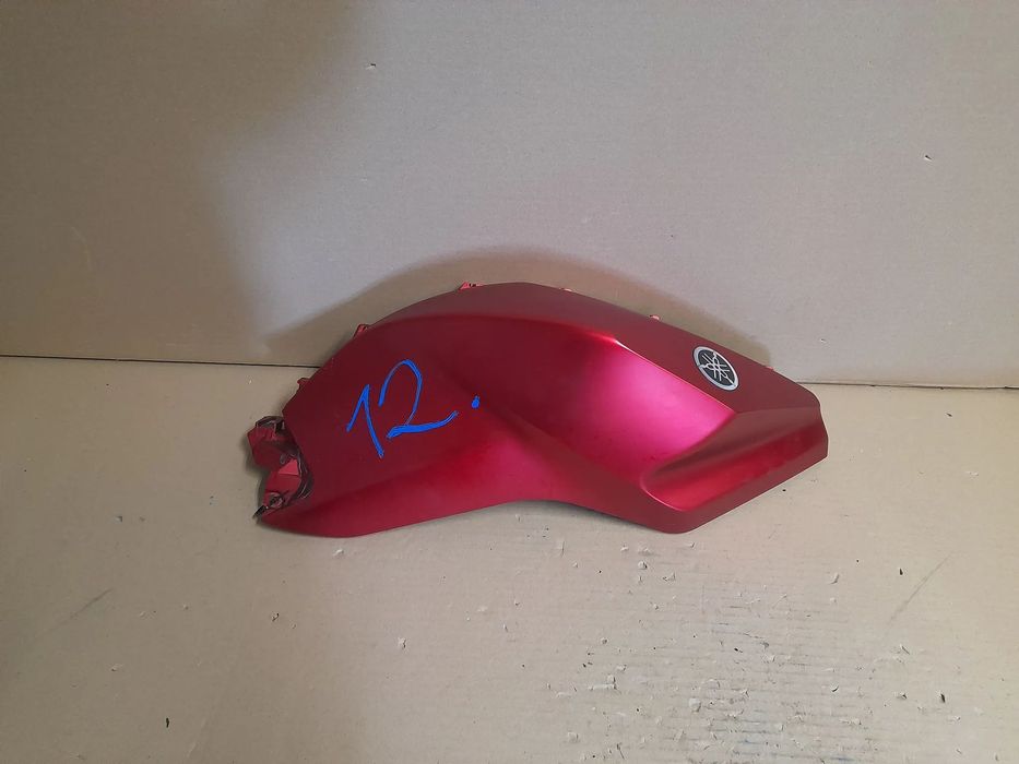 YAMAHA YZF R125 Owiewka lewa wypełnienie