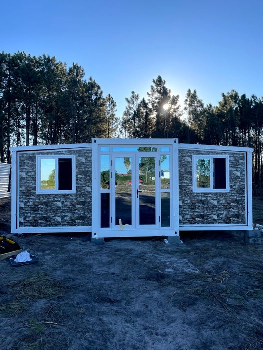 Casa modular comTerreno rústico