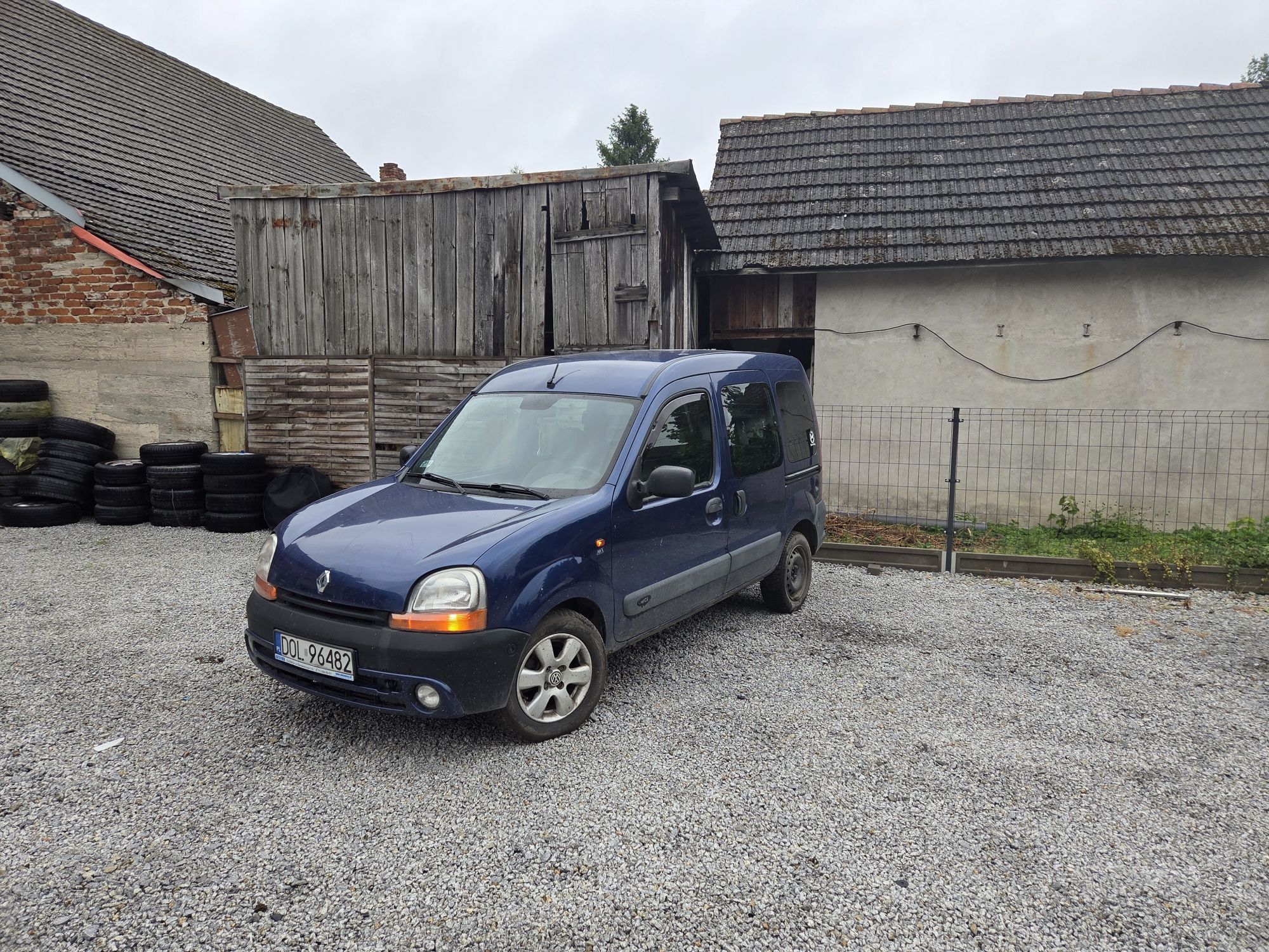 Renault kangoo 1.5 dci 2002 r 5 sobowy