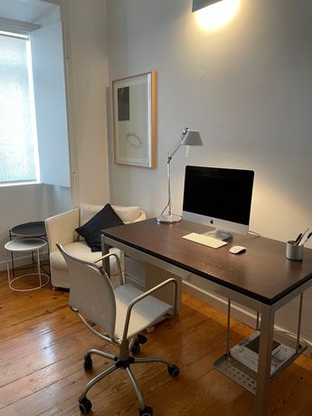 Conjunto secretária e cadeira de escritório - Marca Calligaris