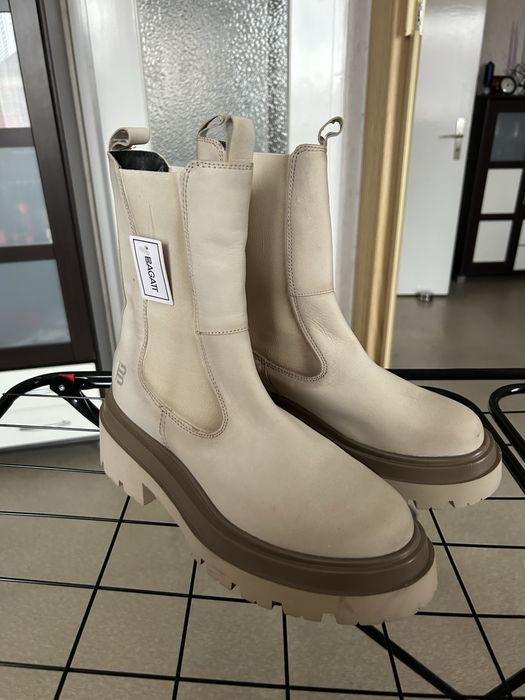 Чоботи жіночі шкіряні р 41 нові