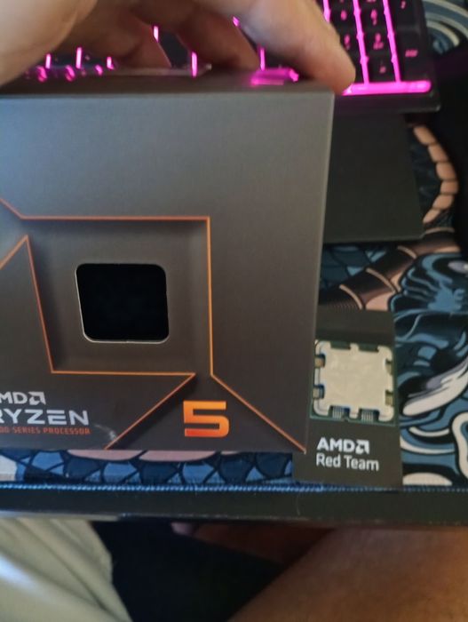 Ryzen 5 7600 6-core