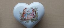 Porcelana Bogucice, puzderko oraz popielniczka