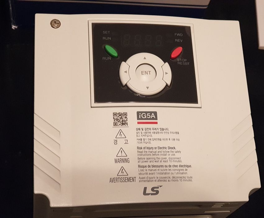 Falownik LS SV022iG5A-4 2,2 KW Trójfazowy