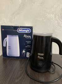 Капучинатор DeLonghi Alicia Latte