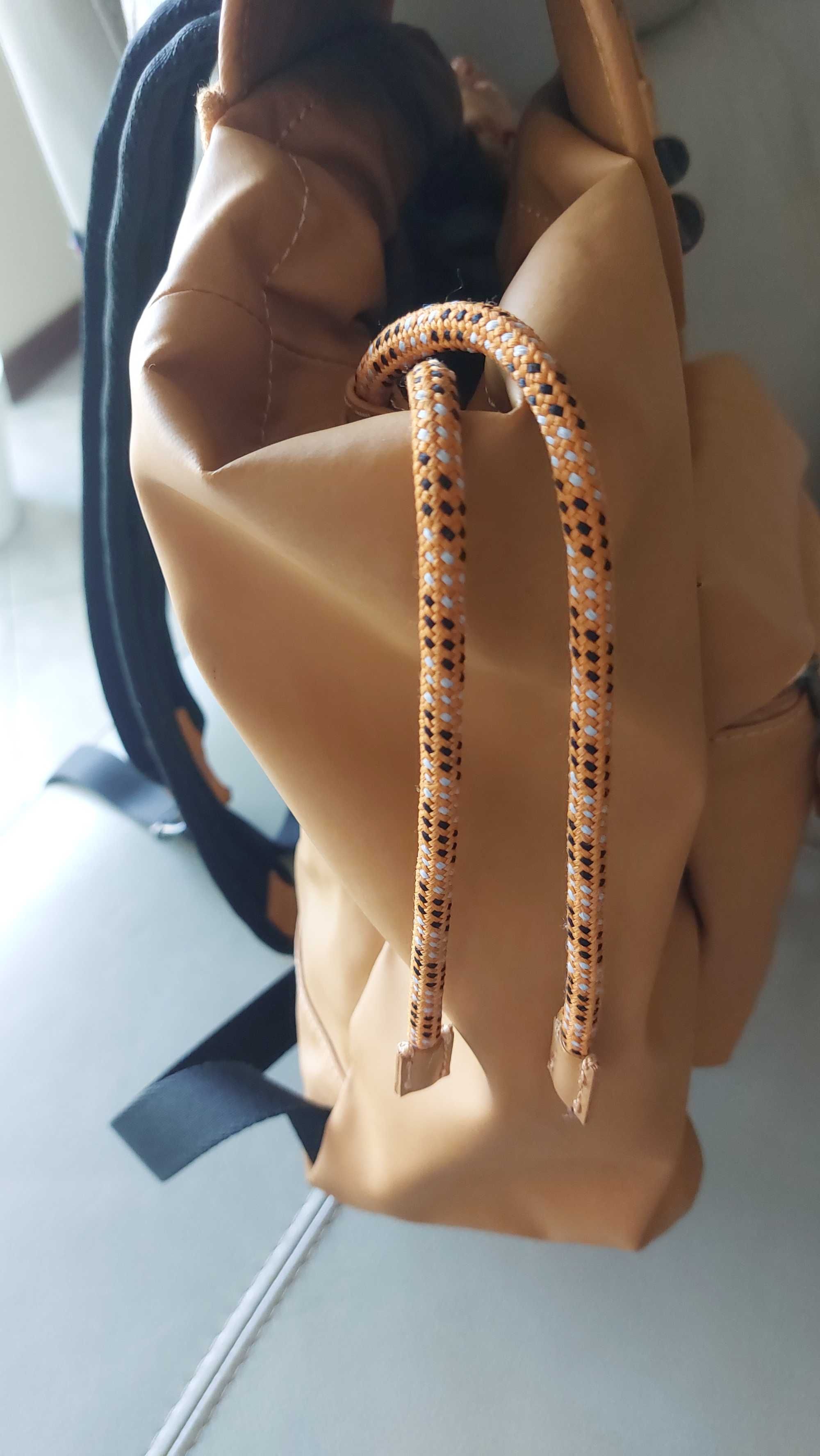 Mochila Mandarina Duck