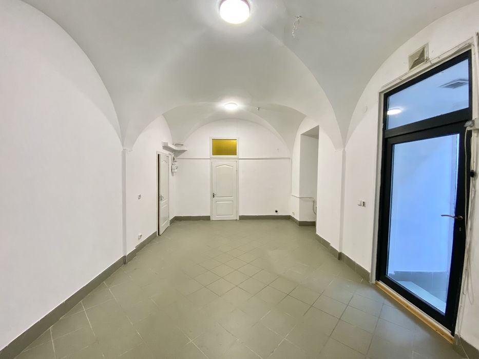 Оренда комерційного приміщення. Вул. Галицька. Ратуша. Центр. Магазин