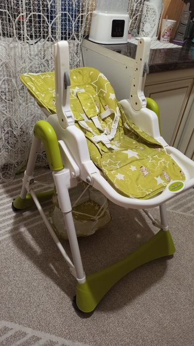 Продам столик для годування мобіль в подарунок