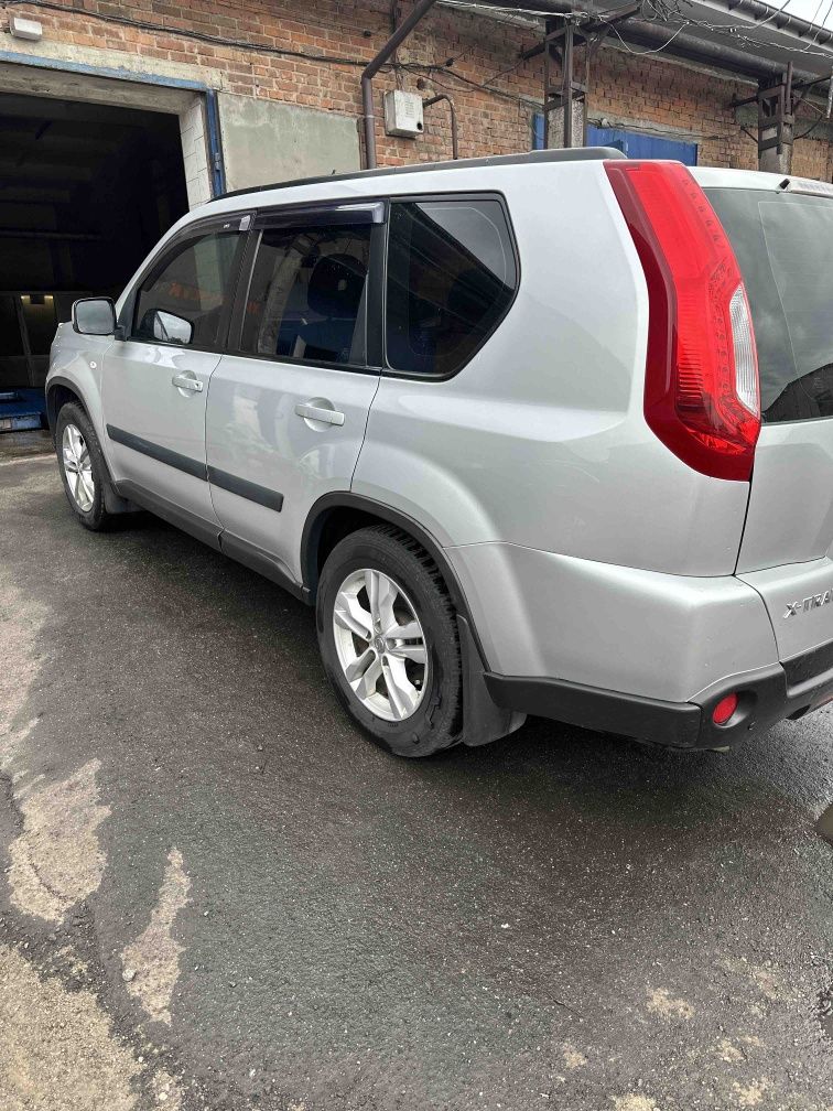 Продам надійний сімейний Nissan