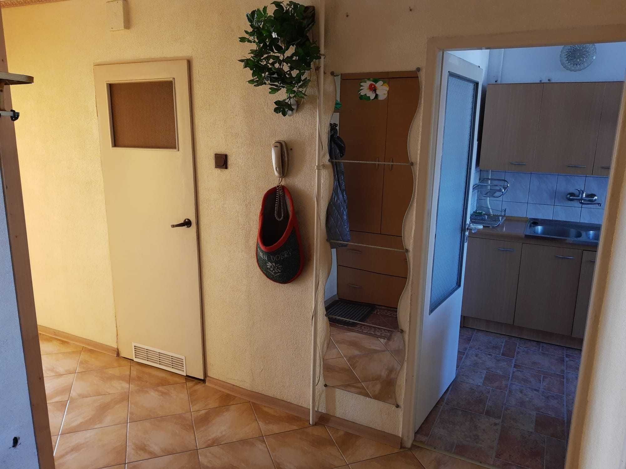 Sprzedam mieszkanie 3pokoje,1 piętro,Oświęcim.