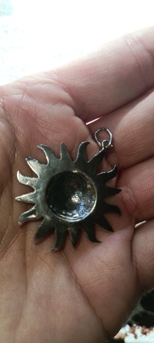 Duże słońce srebro