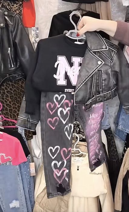 Речі для дівчаток 128-134 костюм штанці блузка юбка джинси 128-134