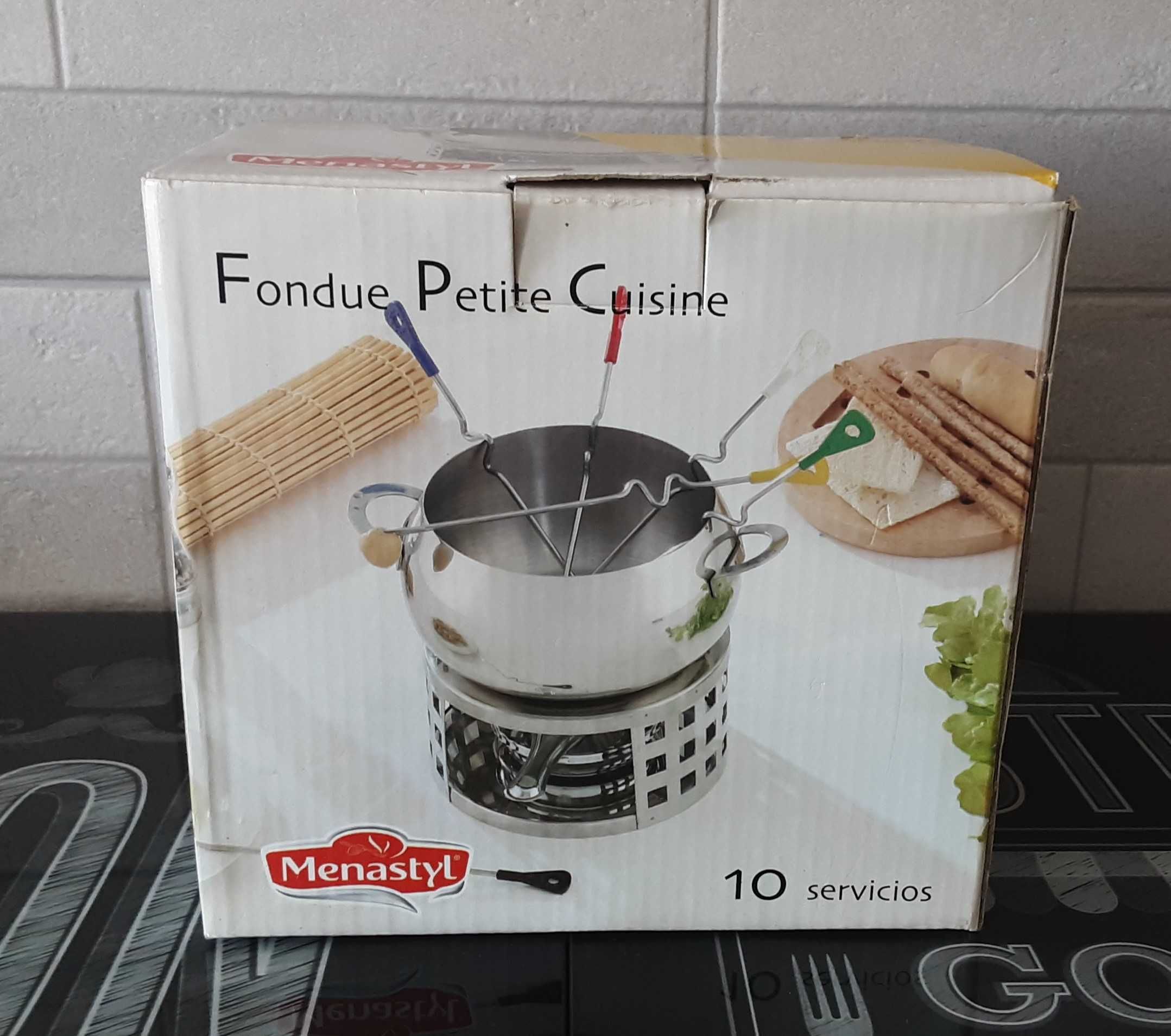 Conjunto de Fondue Menastyl (NOVO, na caixa/embalagem!)