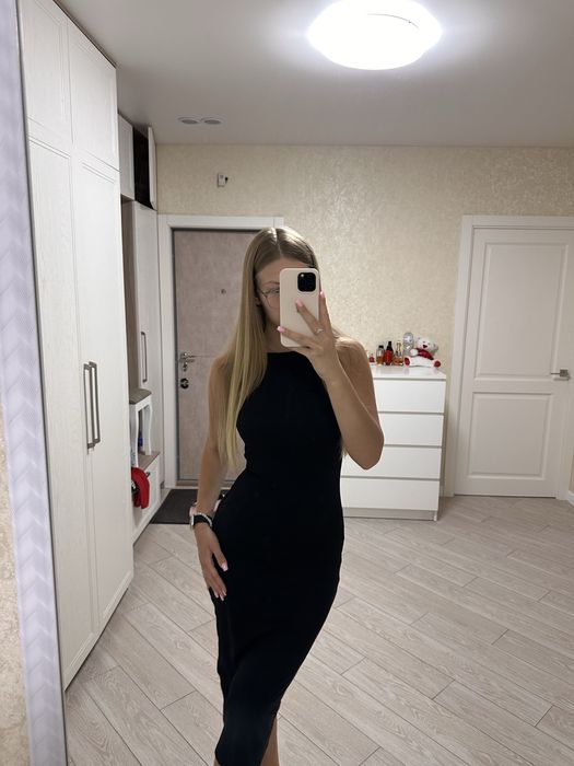 сукня чорна приталена h&m s