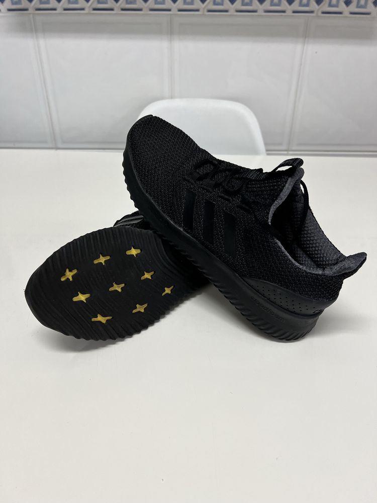 Adidas Cloudfoam Ultimate