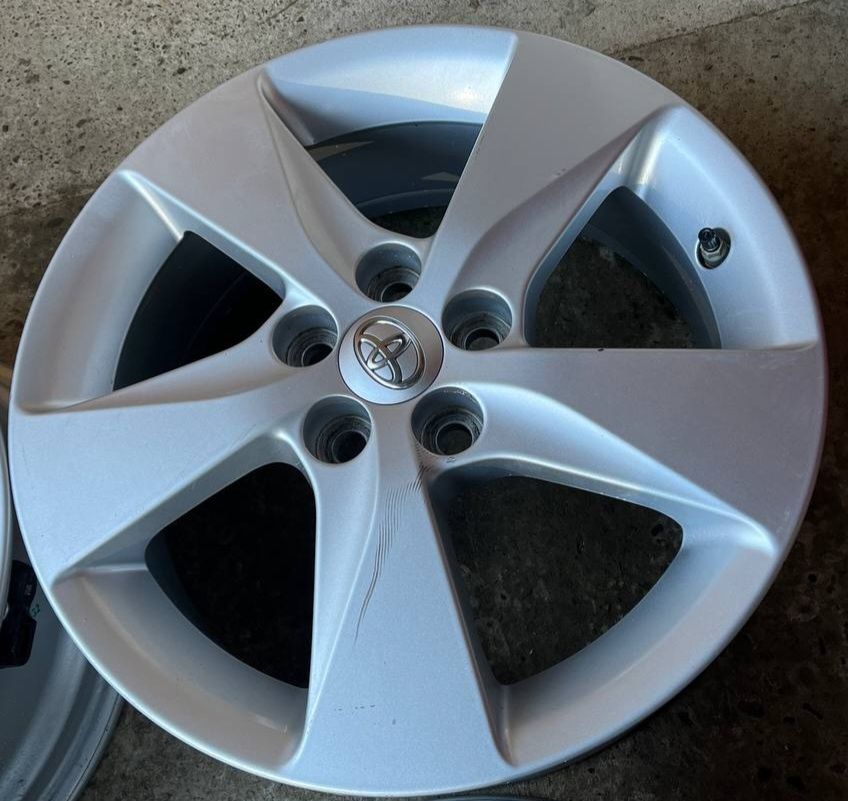 Диски Toyota Corolla Auris Cross Prius R 16 5 100 Celica Urban Cruiser