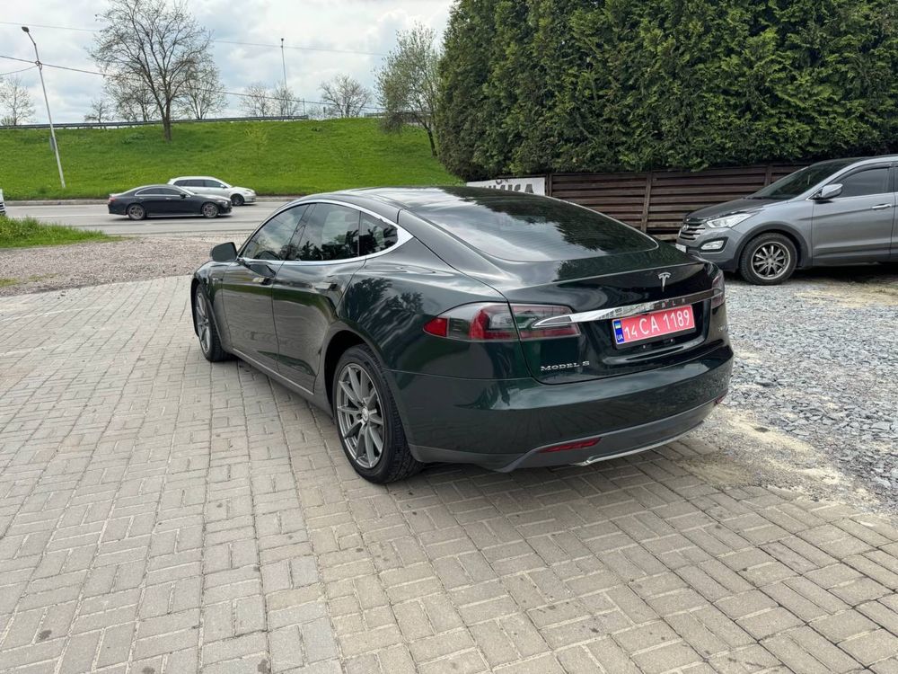 tesla S p85 тесла