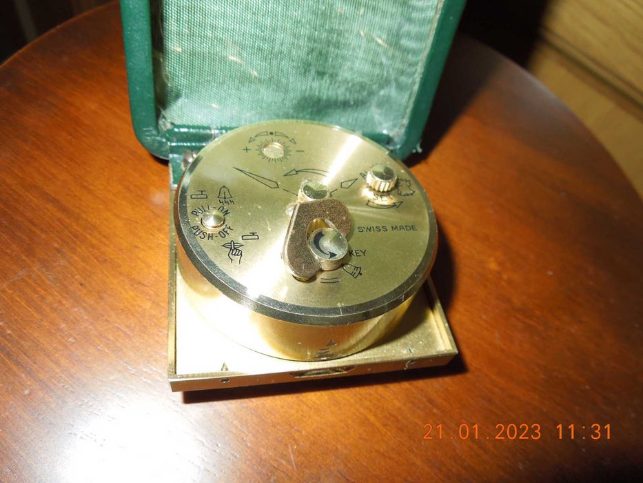 zegar kominkowy swiza 8