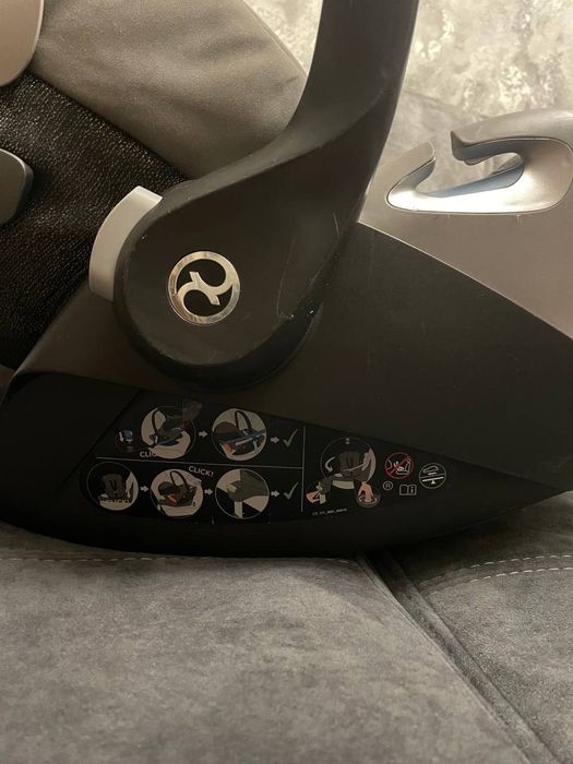 Дитяче автокрісло Cybex Platinum