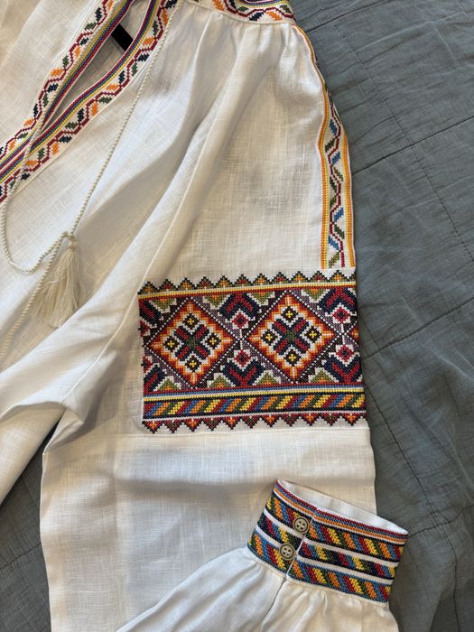 Вишита бойківська сорочка
