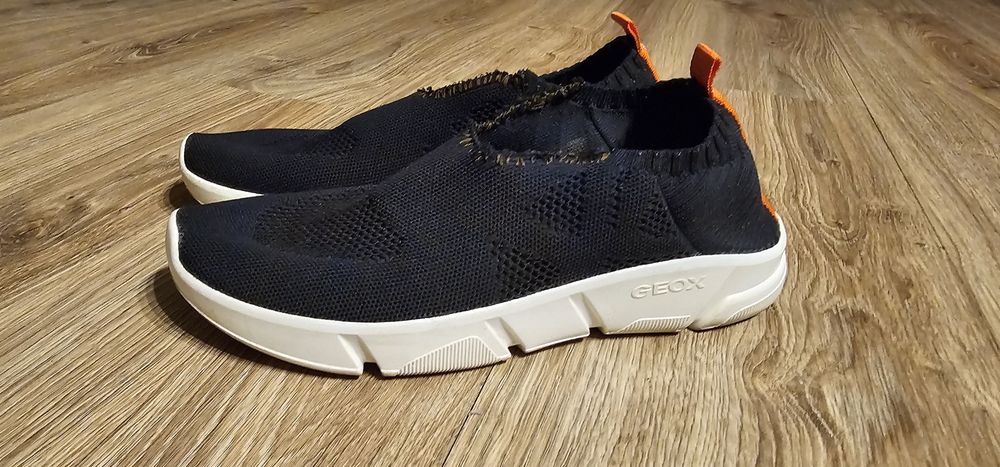 Geox damskie buty sportowe rozmiar 39 wkładka 25cm używane