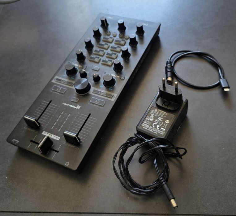 DJ Controladora - MIXTOUR-Reloop 1° versão