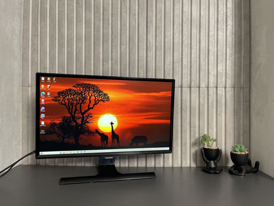 PLS монітор 24дюйми Samsung HDMI full hd